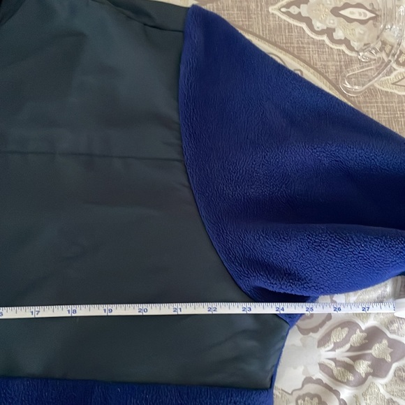 Men’s fleece and nylon zip up jacket. Size XL - Picture 7 of 9